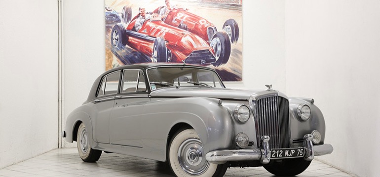 Rolls-Royce Silver Cloud model guide - Prestige & Performance Car