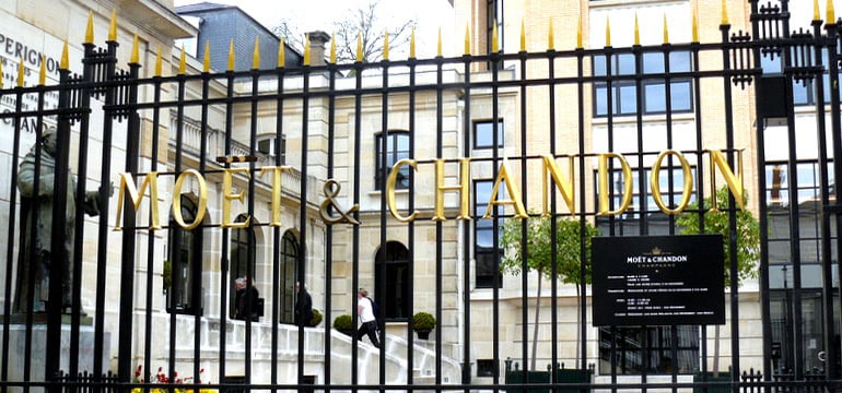 Gates of the Moet Establishment